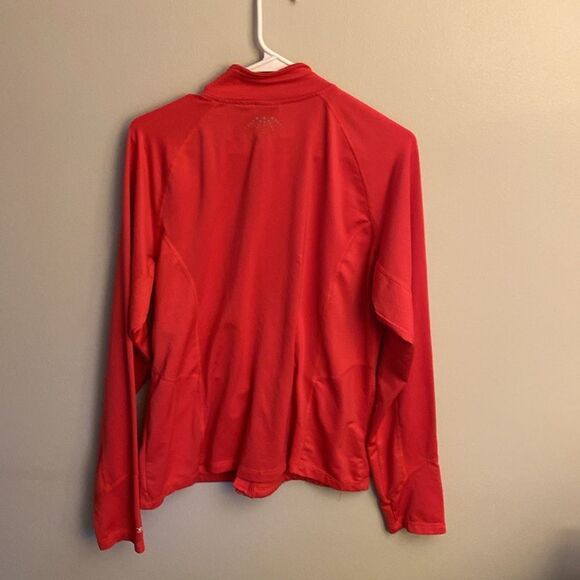 Champion Women's Red Jacket. Size XL - Picture 4 of 5